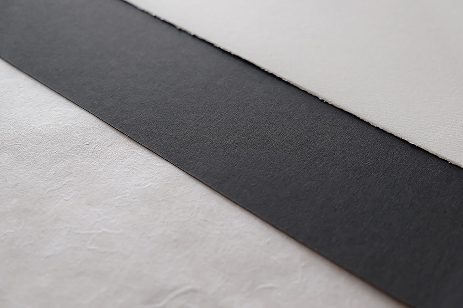 Quel papier choisir pour la linogravure ? Le guide complet